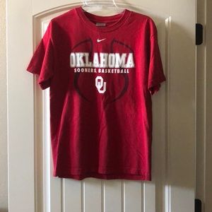 Boys Nike Oklahoma Sooners Basketball shirt